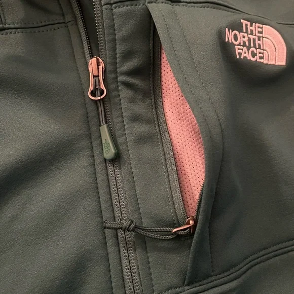 The North Face Men's Green Zip Up Jacket - Picture 6 of 12